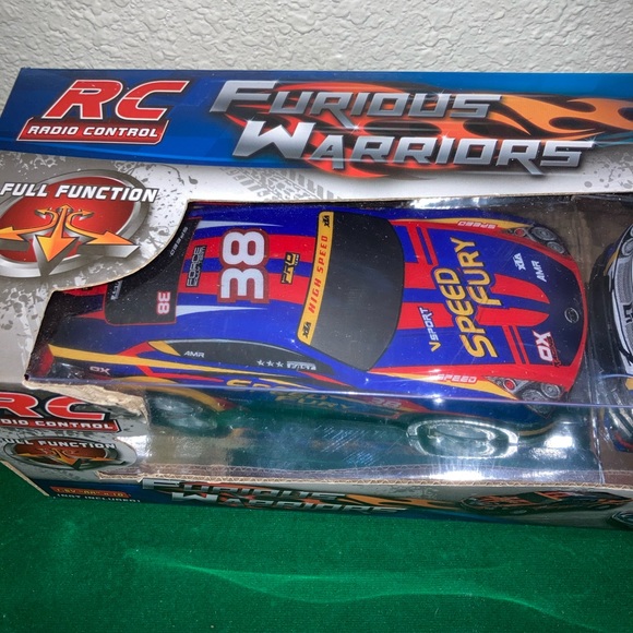 Remote Control Car Set - Picture 11 of 12